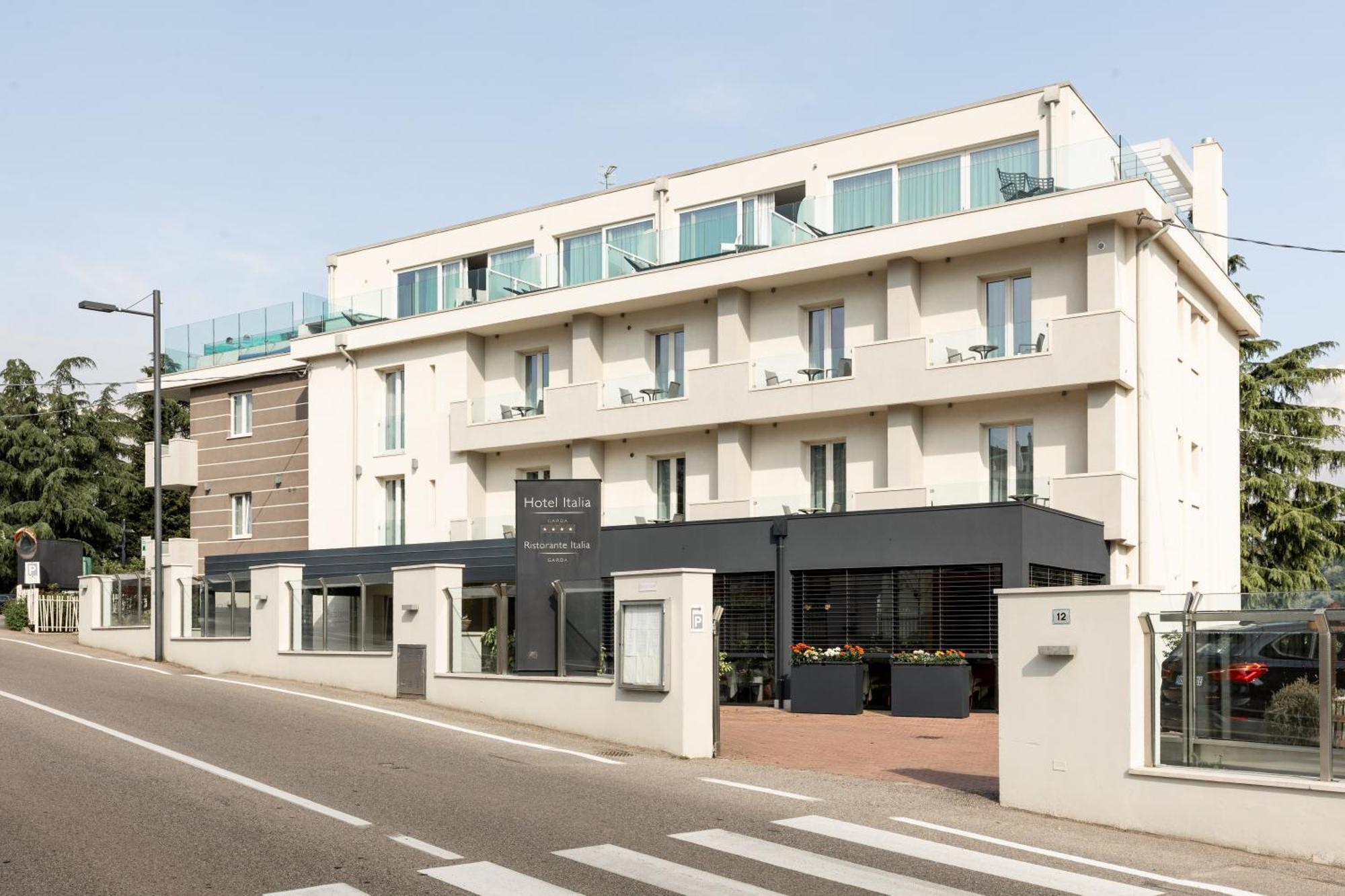 Hotel Italia Garda  Bagian luar foto